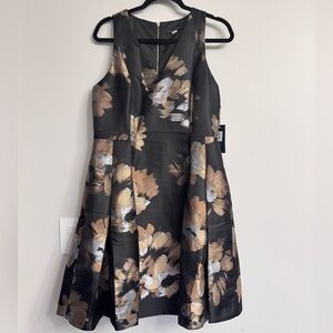 NWT Tommy Hilfiger Black and Gold Floral Midi Evening Dress